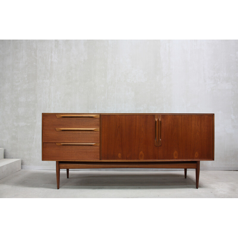 Vintage teak sideboard from McIntosh - 1960s