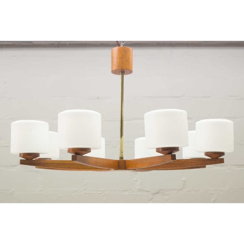 Suspension scandinave en teck avec 8 abat-jour en verre opalin - 1960