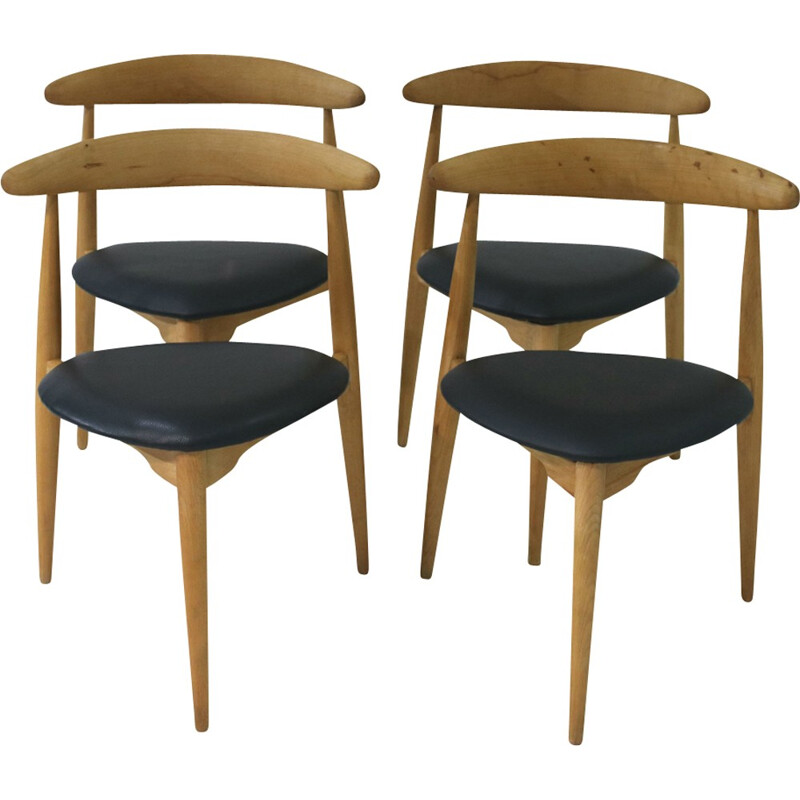 Set of 4 black dining chairs by Hans J. Wegner for Fritz Hansen - 1950s