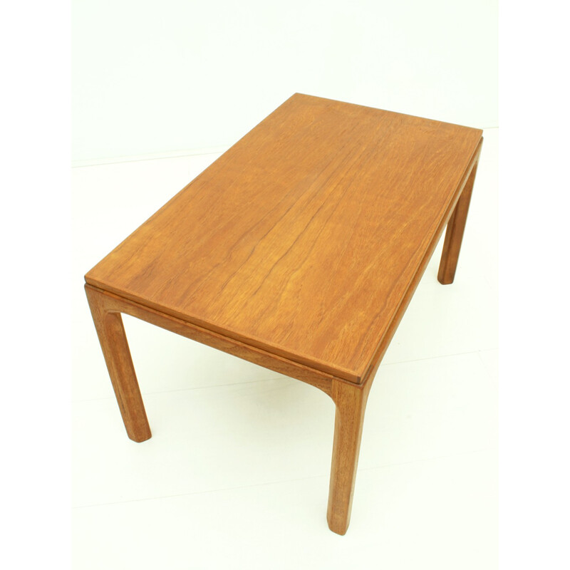 Danish Small Teak Side Table Model 381 par Aksel Kjersgaard for Odder Møbler - 1950s