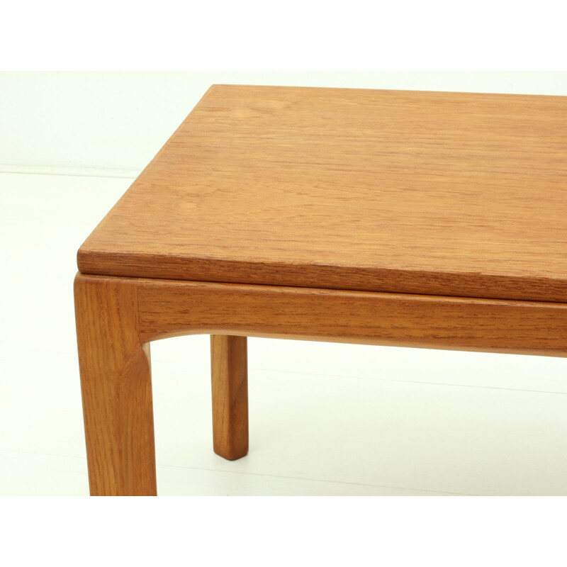 Danish Small Teak Side Table Model 381 par Aksel Kjersgaard for Odder Møbler - 1950s