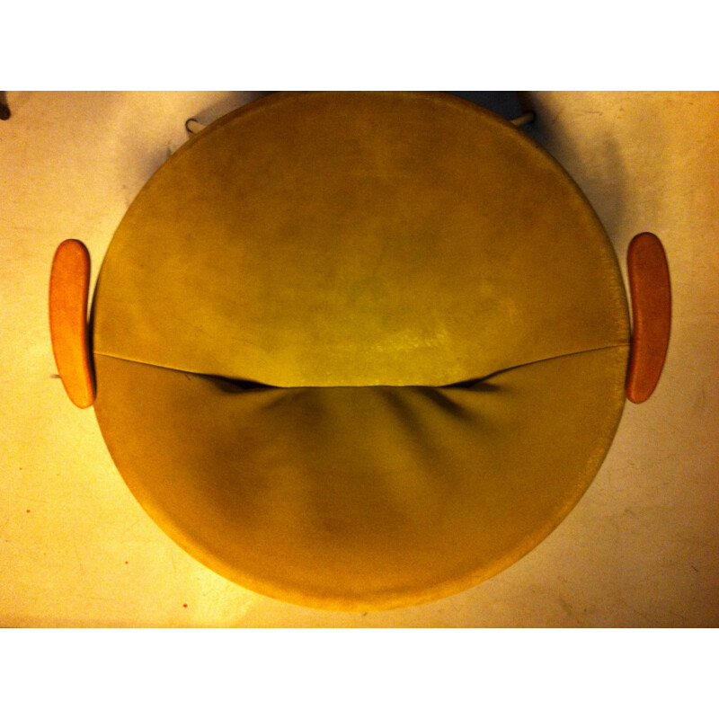Paire de fauteuils "Balloon" en daim et métal, Hans OLSEN - années 50