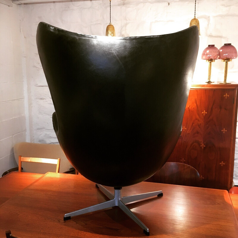 Vintage Egg Chair by Jacobsen Arne for Fritz Hansen - 1960s