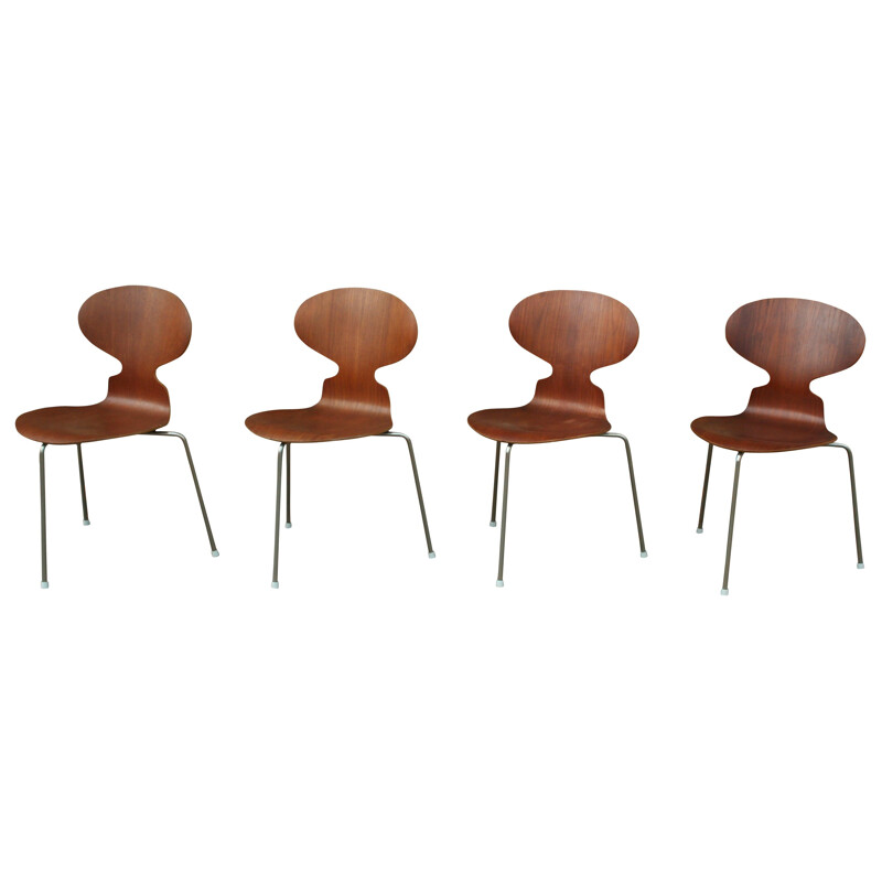 Ant chairs, Arne Jacobsen - 1965