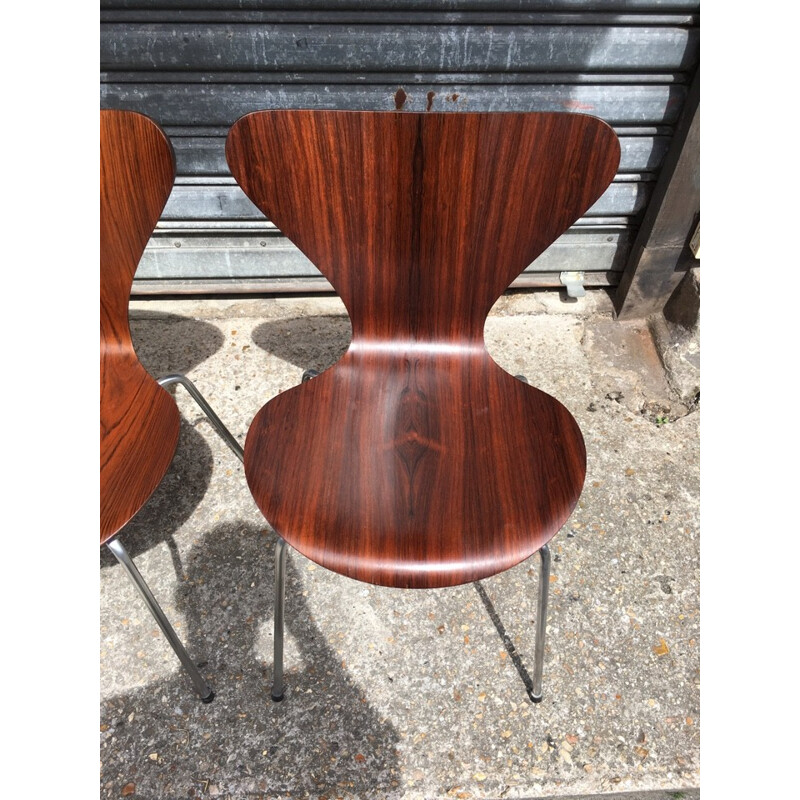 4 Series 7 Rosewood Chairs by Arne Jacobsen - 1960s