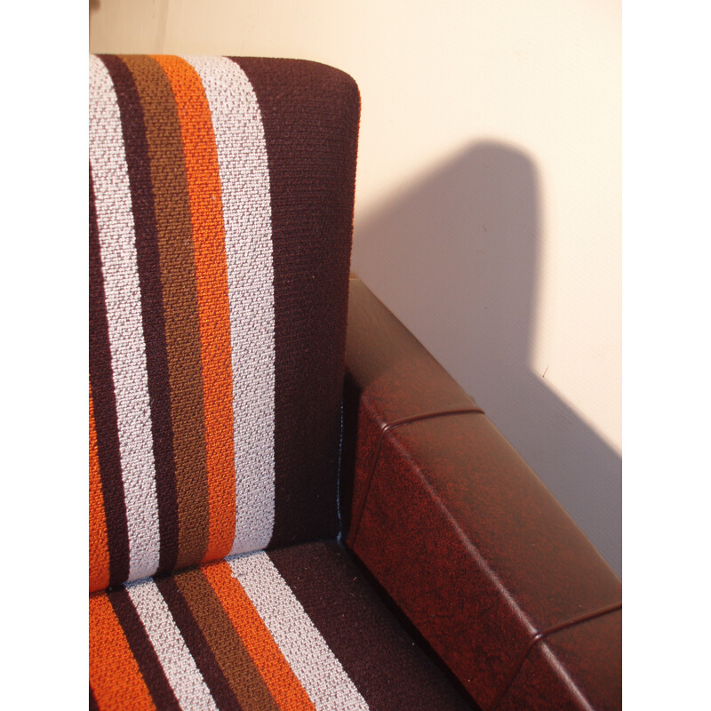 A pair of mid-century armchairs in leatherette - 1970s