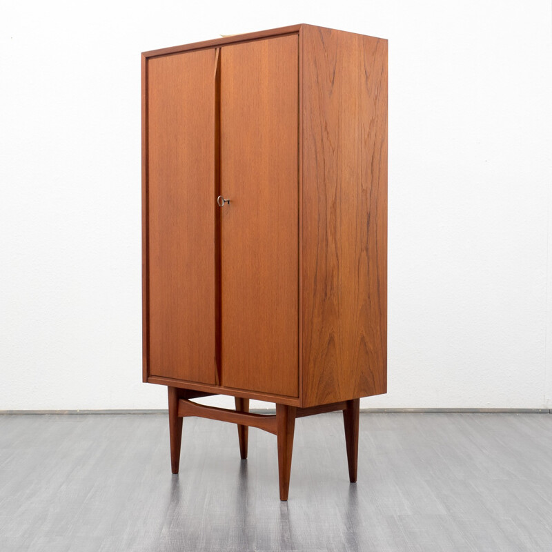 Scandinavian cabinet in teak with tapered legs - 1960s