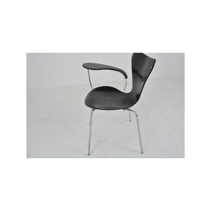 Series 7 writing chair by Arne Jacobsen edited by Fritz Hansen - 1960s