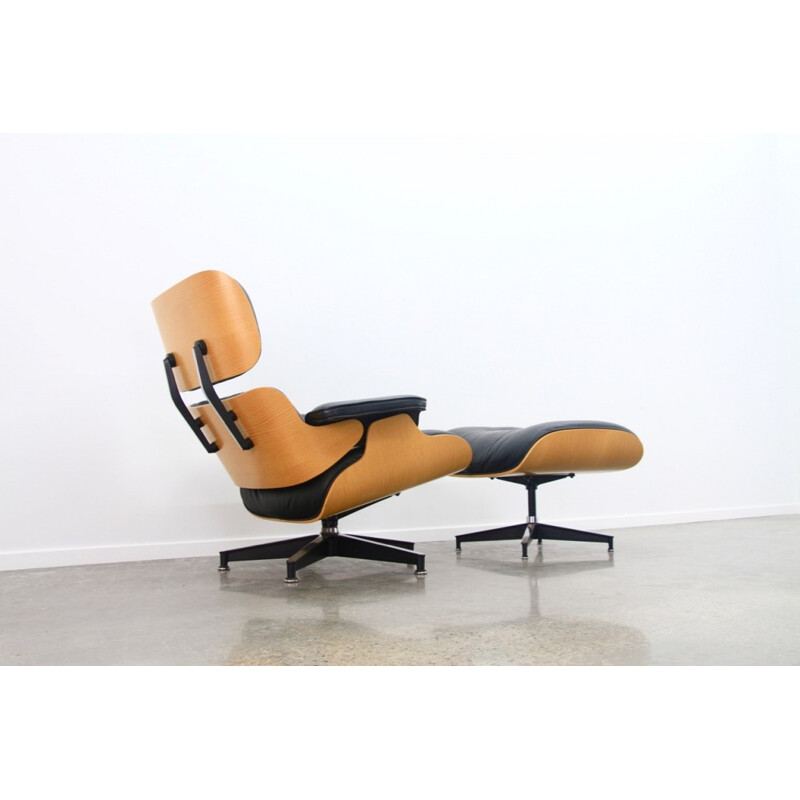 Leather Oak Lounge Chair And Ottoman by Eames - 1970s 