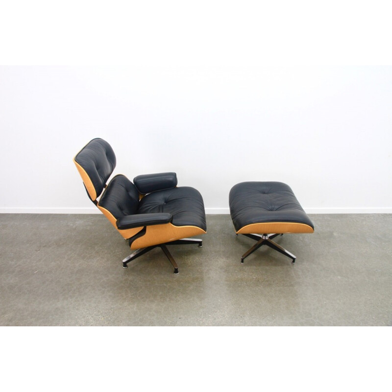 Leather Oak Lounge Chair And Ottoman by Eames - 1970s 