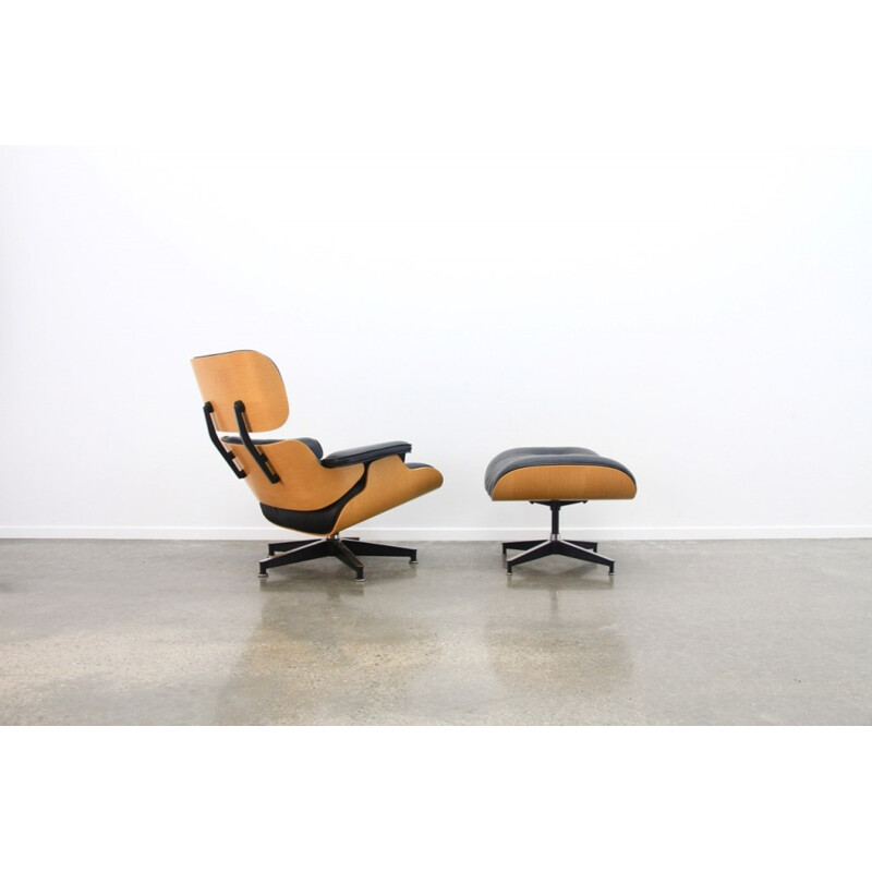 Leather Oak Lounge Chair And Ottoman by Eames - 1970s 