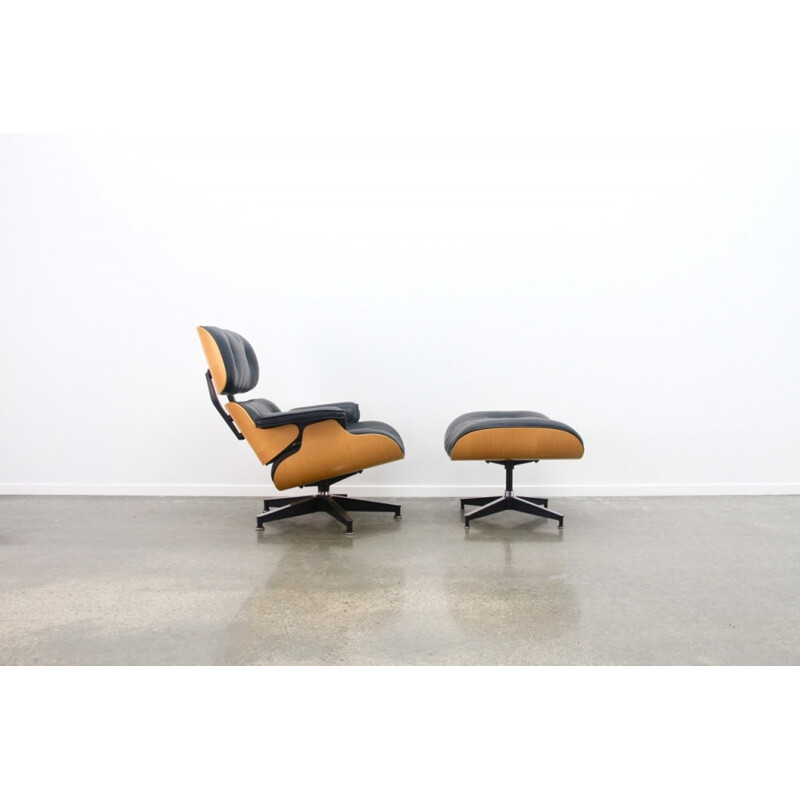 Leather Oak Lounge Chair And Ottoman by Eames - 1970s 