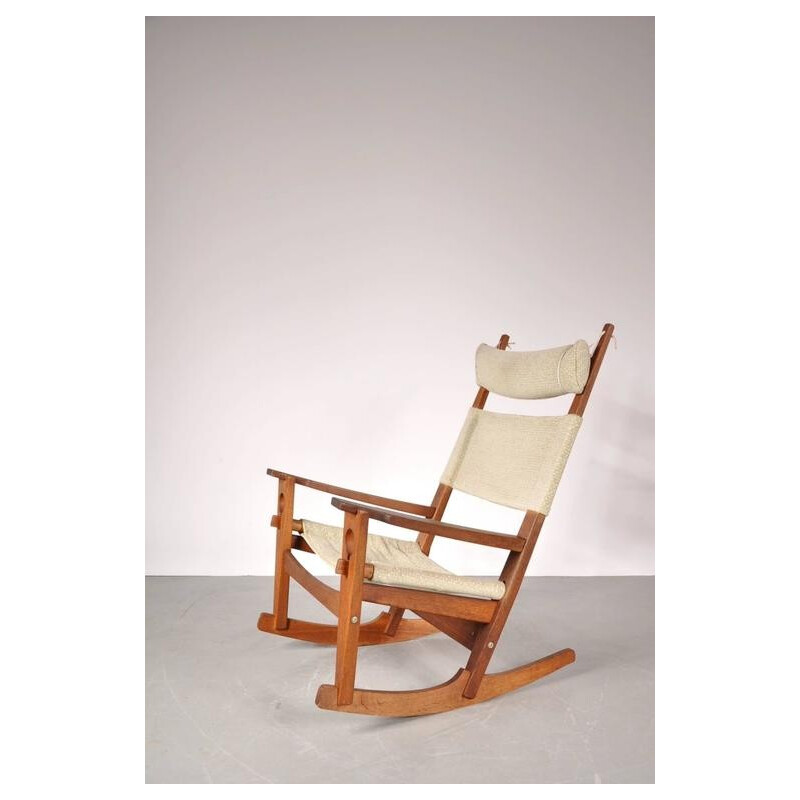 Rocking Chair "Keyhole"  by Hans J. Wegner - 1960s