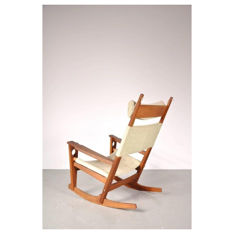 Rocking Chair "Keyhole"  by Hans J. Wegner - 1960s