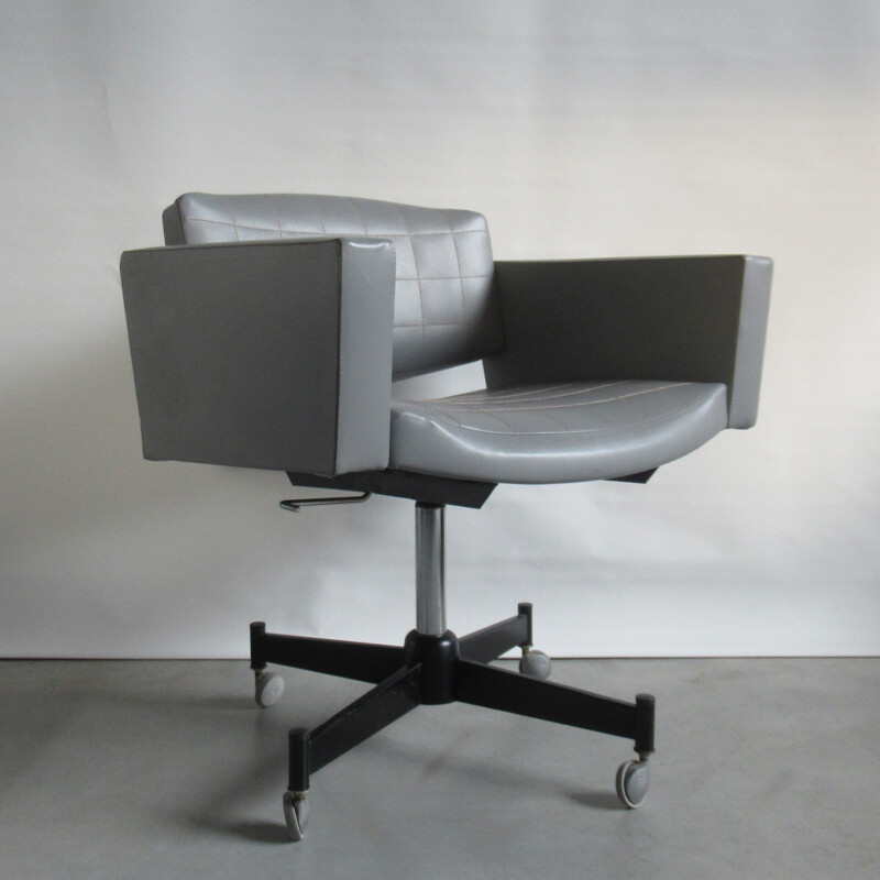 Office chair "Council" by Pierre Guariche for Meurop - 1960s