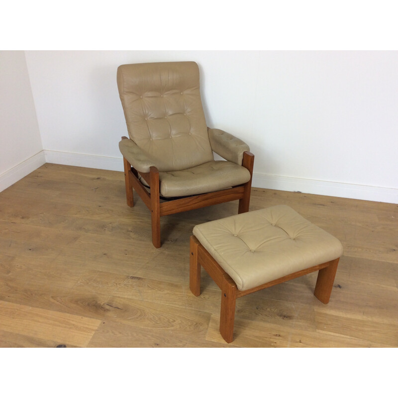 Pair of vintage reclining chairs with footstools by Svend Dyrlund - 1960s