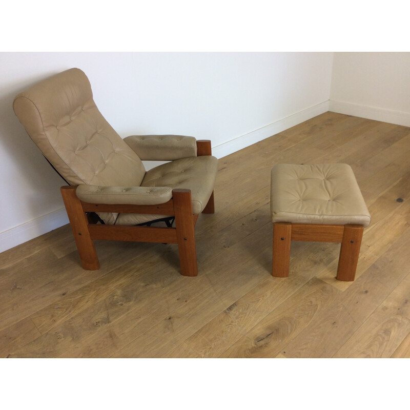 Pair of vintage reclining chairs with footstools by Svend Dyrlund - 1960s