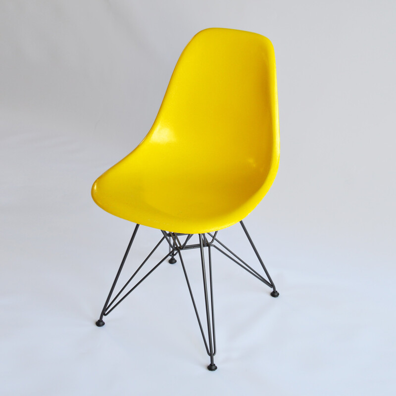 Chaise à repas DSR de Charles & Ray Eames pour Herman Miller - 1970