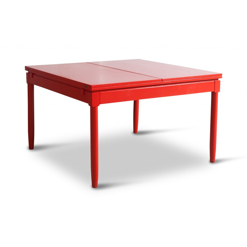 Red lacquered extendable dining table by Vico Magistretti for Cassina - 1960s