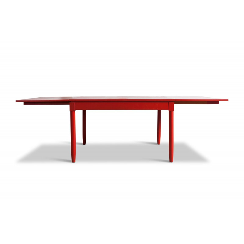 Red lacquered extendable dining table by Vico Magistretti for Cassina - 1960s