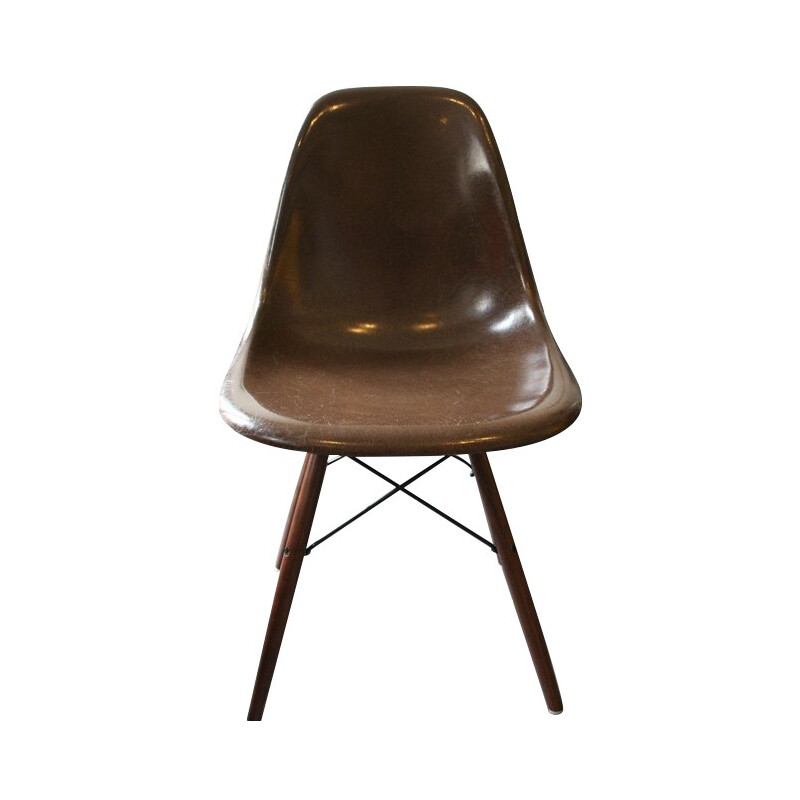 Brown chair "DSW", Charles & Ray EAMES - 1970s