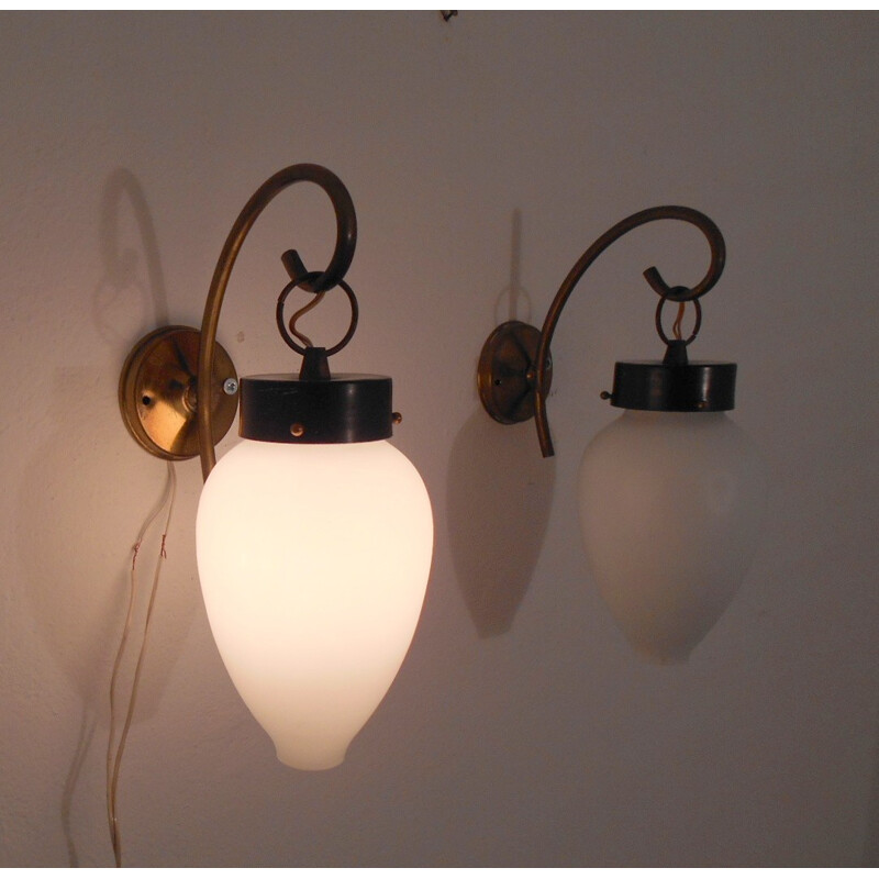 Set of 2 vintage wall lamps by Stilnovo - 1950s