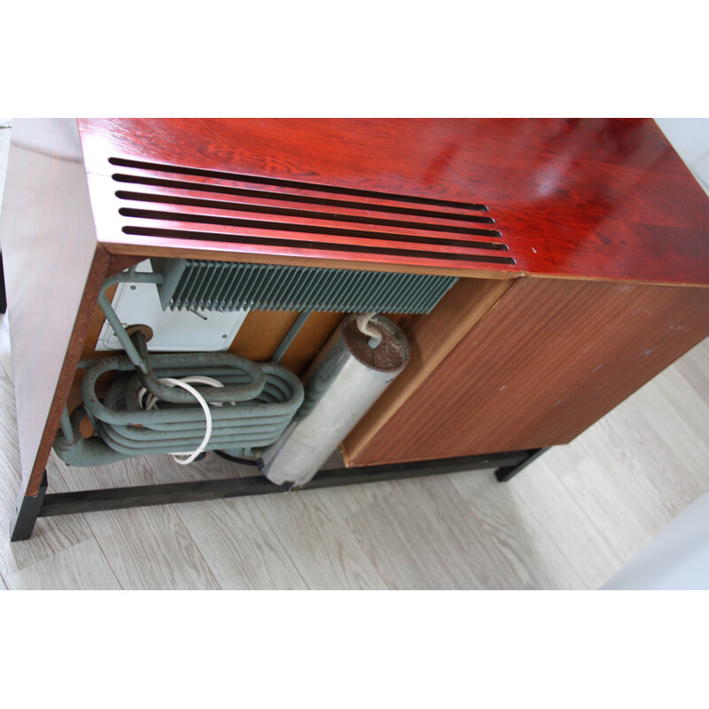 Bar vintage en palissandre avec réfrigérateur intégré par Sygvard Bernadotte pour Atlas & Silkeborg Möbelfabrik - 1960