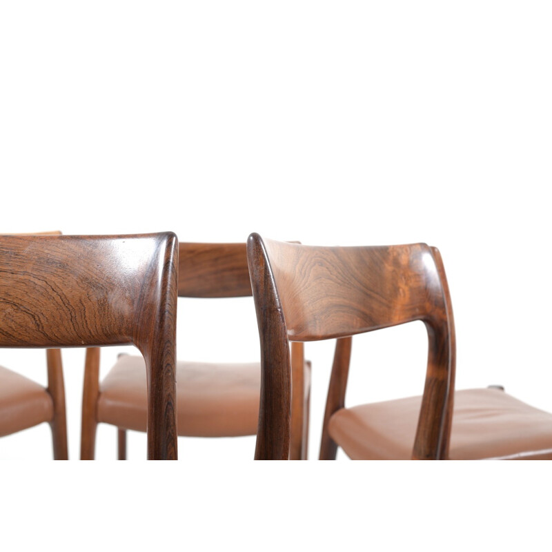 Suite de 6 chaises à repas modèle n° 77 en palissandre par Niels O. Møller pour J.L. Møllers Møbelfabrik - 1960