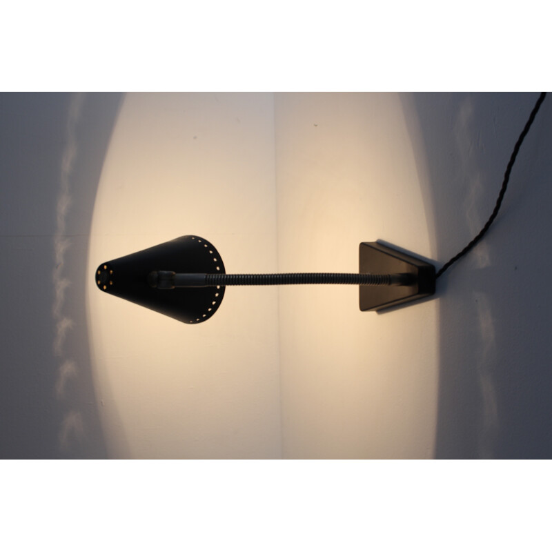 Lampe de table en métal noir avec cygne par H.Busquet pour Hala - 1960