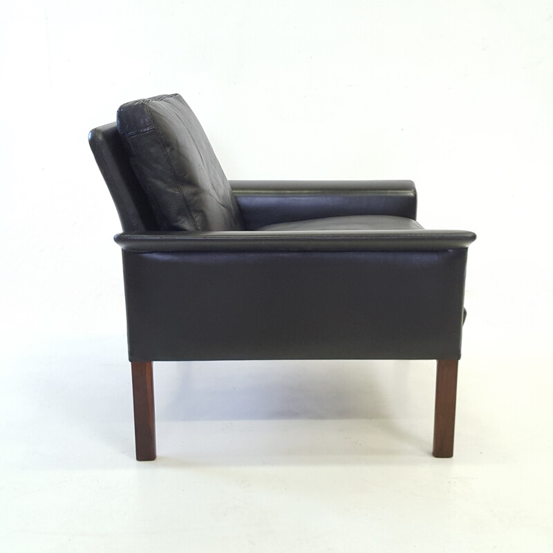 D500 armchair in black leather by Hans Olsen - 1960s