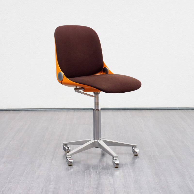 Chaise de bureau orange modèle 2326 par Wilkhahn - 1970