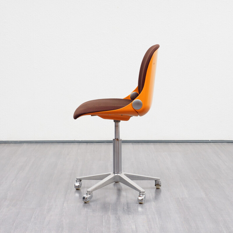 Chaise de bureau orange modèle 2326 par Wilkhahn - 1970