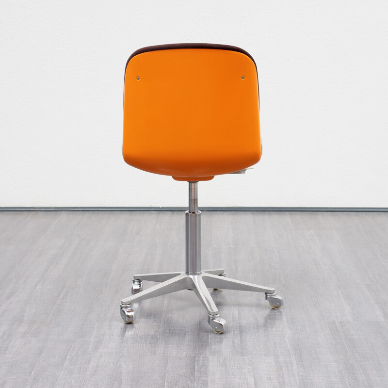 Chaise de bureau orange modèle 2326 par Wilkhahn - 1970