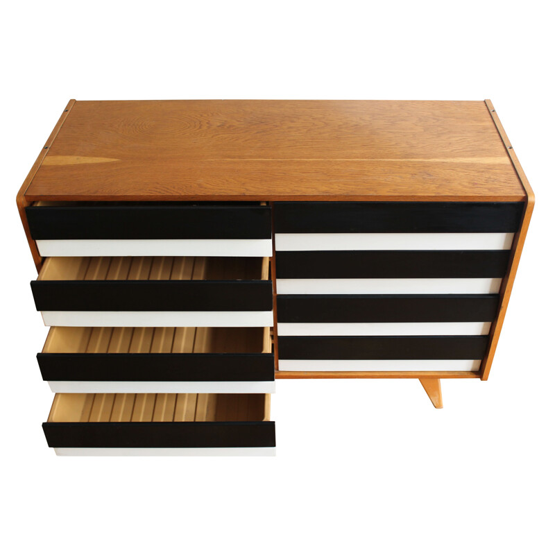 Buffet U-453 par Jiri Jiroutek pour Interier Praha - 1960