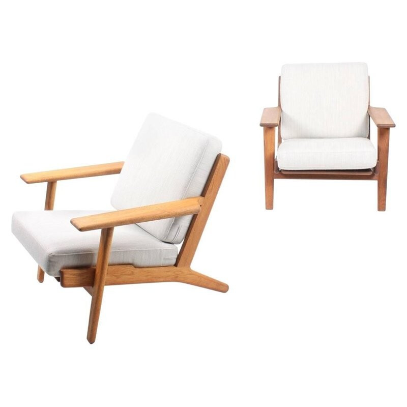 Pair of vintage armchairs by Hans J. Wegner for Getama - 1950s