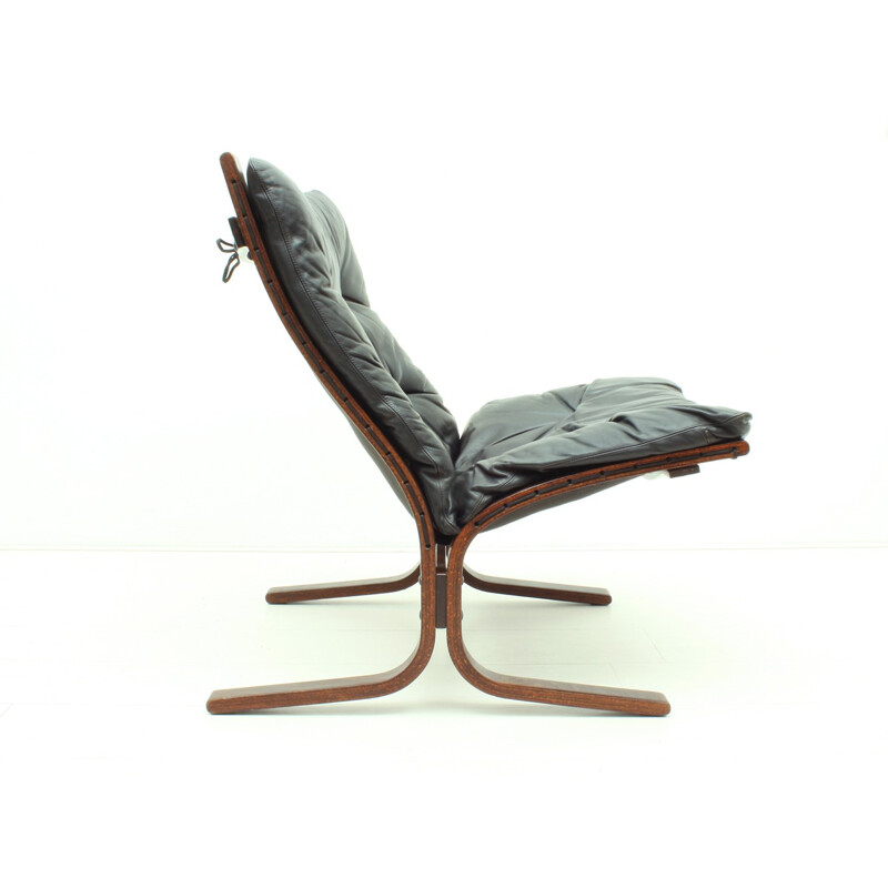 Norwegian plywood and leather armchair "Siesta" by Ingmar Relling for Westnofa Furniture - 1960s