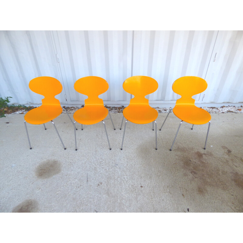 Set of 4 ant chairs 3101 by Arne jacobsen for Fritz Hansen - 1980s
