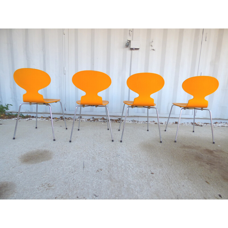 Set of 4 ant chairs 3101 by Arne jacobsen for Fritz Hansen - 1980s