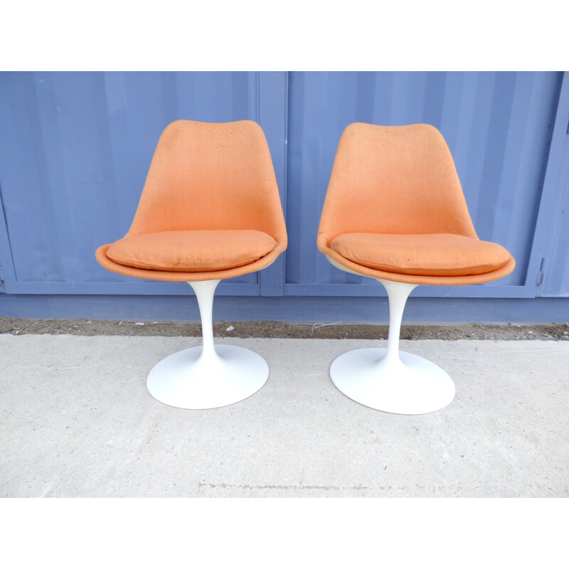 Pair of tulip chairs by Eero Saarinen for Knoll - 1960s