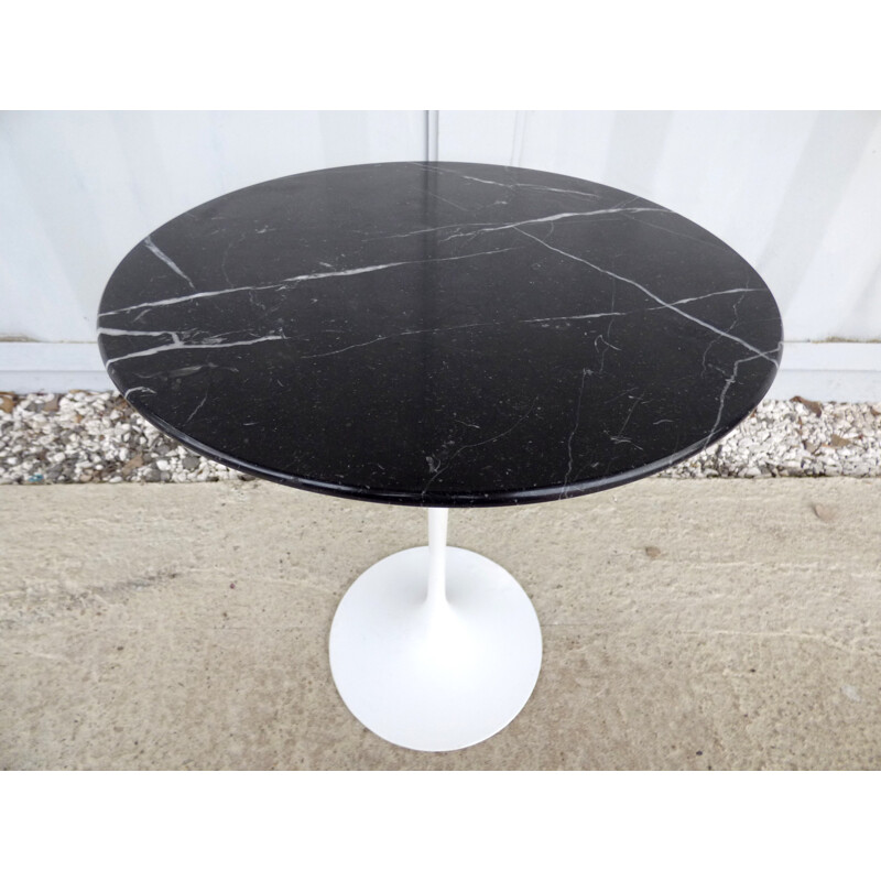 Table gueridon en marbre noir marquina par Eero Saarinen pour Knoll - 1960