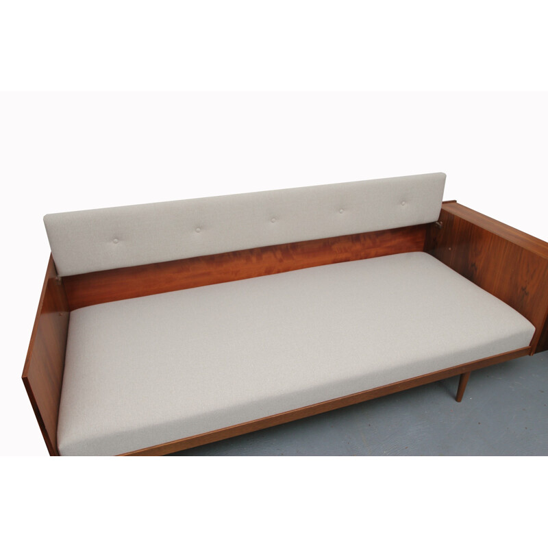 Vintage German daybed in walnut - 1960s