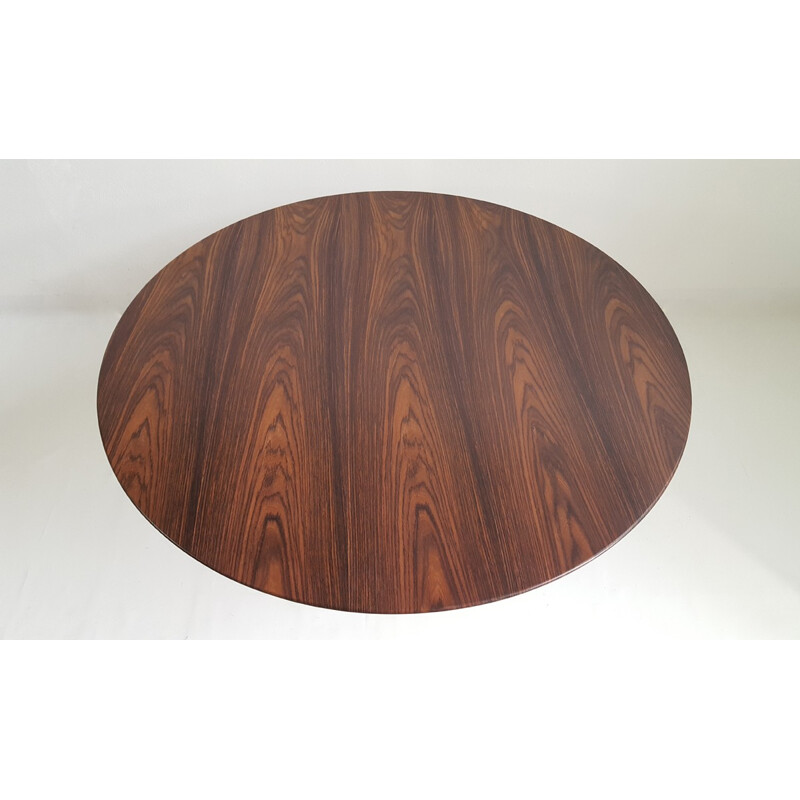 Rosewood dinning tulip table by Eero Saarinen for Knoll International - 1970s