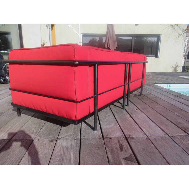 2-seater sofa "LC3" in red fabric by Le corbusier for Cassina - 1980s