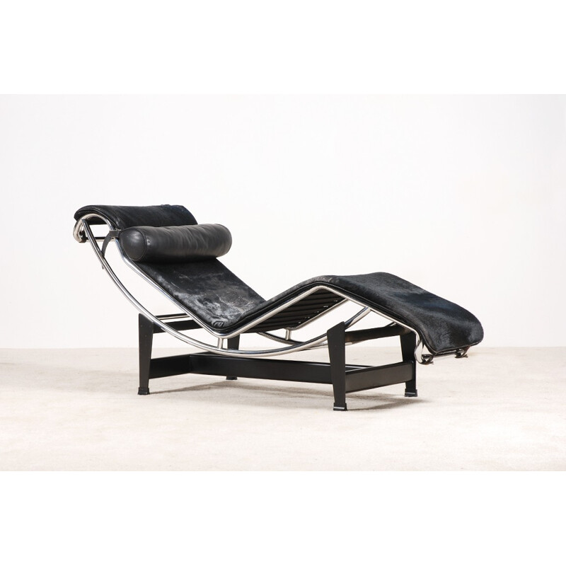 LC4 long chair by Le Corbusier for Cassina - 1980s