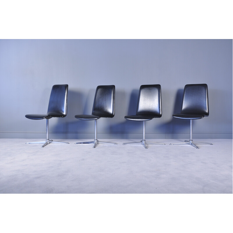 Set of 4 Mid Century Modern Swivel Chairs - 1970s