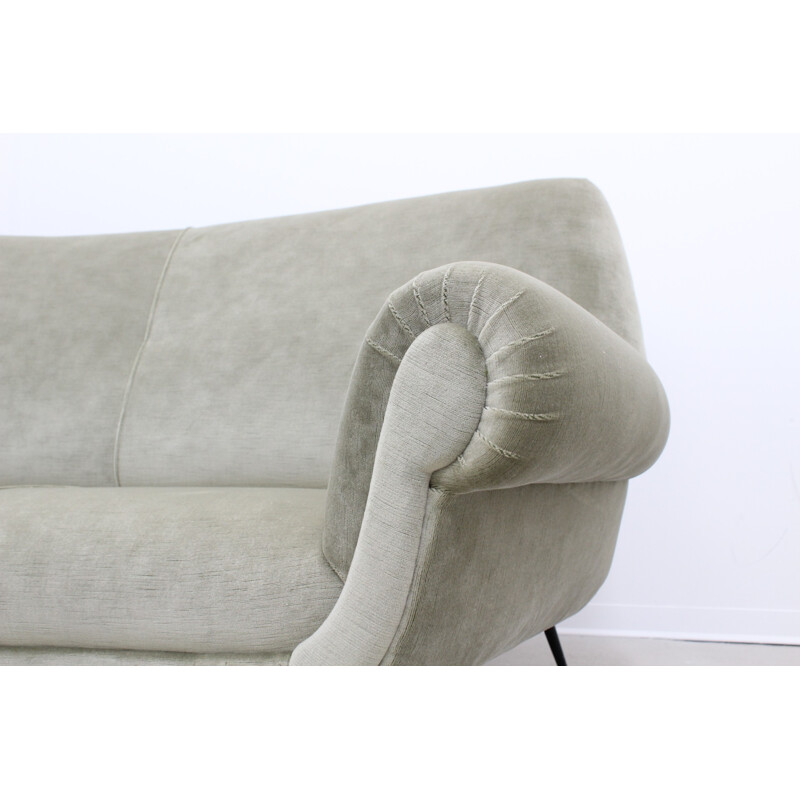 Vintage curved sofa by Gigi radice for Minotti - 1950s