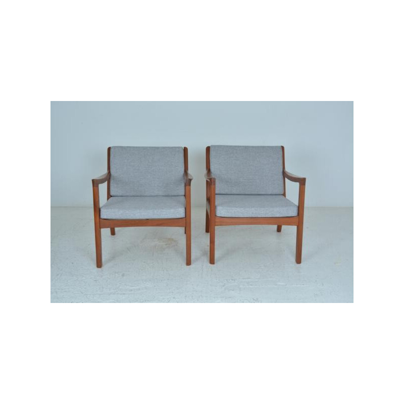 Pair of Scandinavian "Senator" armchairs by Ole Wanscher for France&Son - 1960s