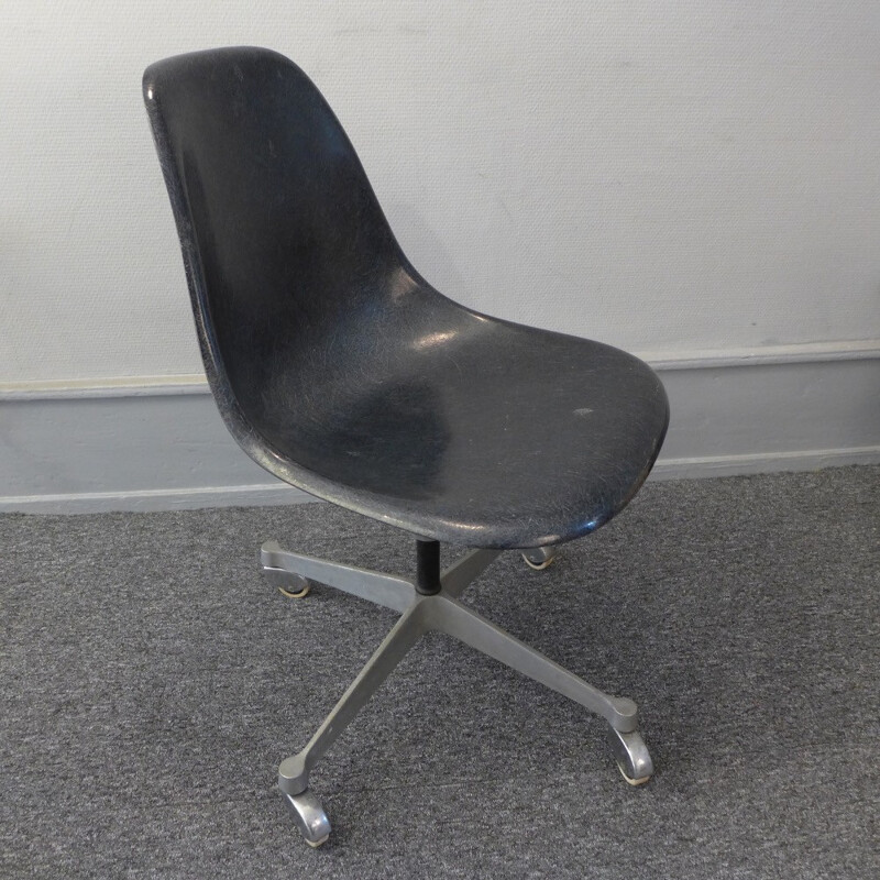 Chaise de bureau de Charles Eames - 1960