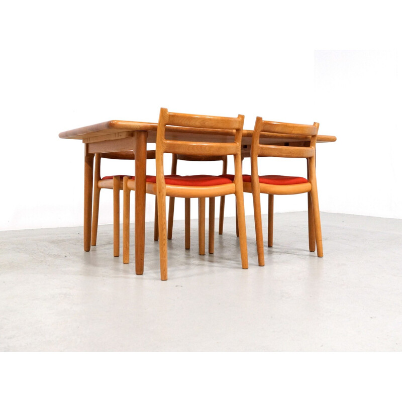 Set of 4 Oak dinning chairs model no.84 by Niels Otto Moller for Møller Møbler - 1970s