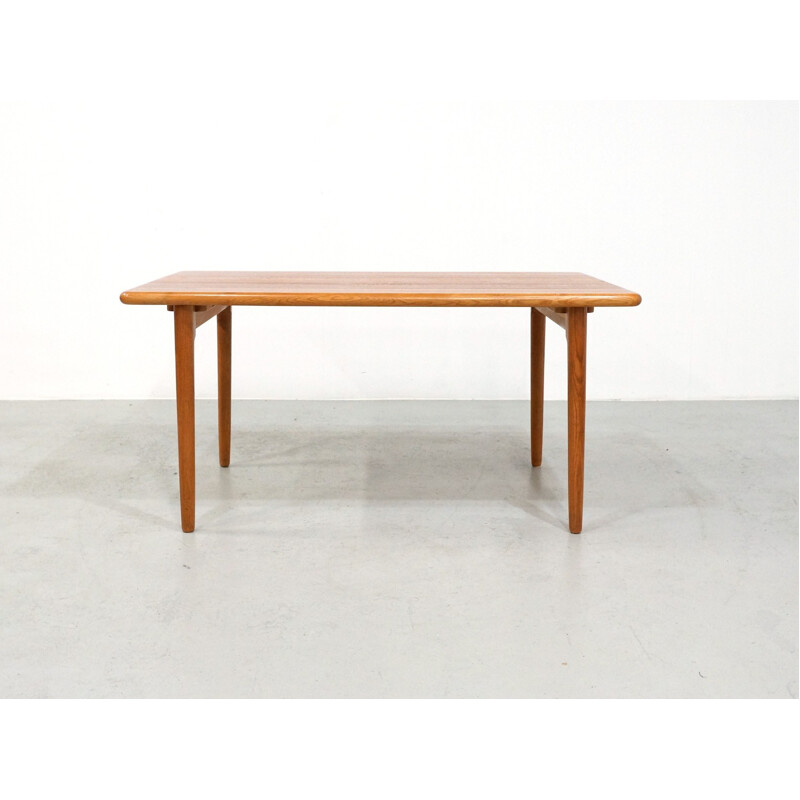 Dining Table in massive oak Model 24A by Niels Otto Møller - 1970s